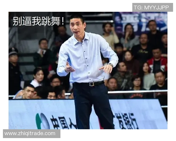 重庆足球队反击战术解析及其在比赛中的成败得失分析 重庆足球队反击战术解析及其在比赛中的成败得失分析